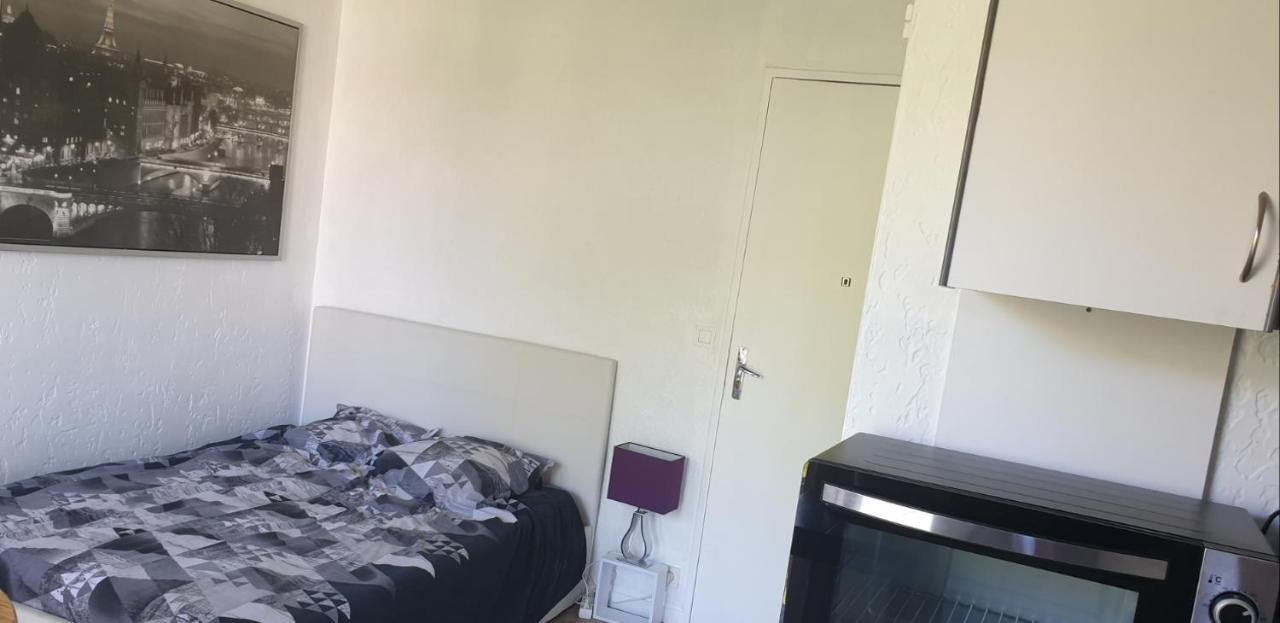 Studio Lou Paradou Residence Le Provence Greoux-les-Bains Bagian luar foto